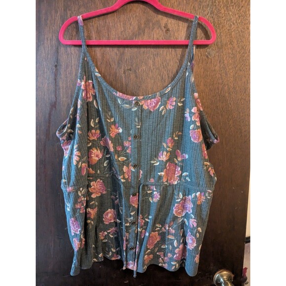 Maurices 3x Gray Floral Tank Top - Picture 1 of 6